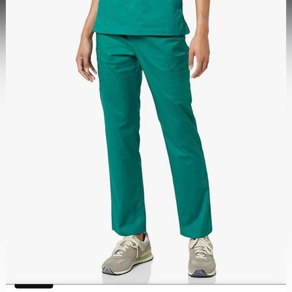 NWT Amazon Essentials Women's Quick-Dry Stretch Scrub Pants 1X - Picture 3 of 8